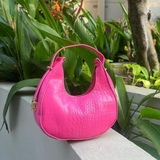 (Kategori: ) berada di . Dikirim oleh prelovedteer (ID iklan 1323817656, Gambar 1). Deskripsi: .