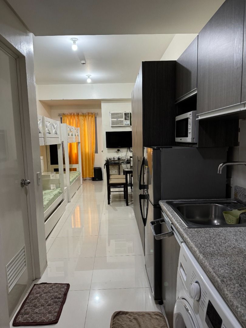 Torre Central 4-Beds for Lease for 8,000 each (Category: Apartments & Condos) located in Antipolo. Submitted by BONG.CHUA (Listing ID 1323687879, Image 2). Description: Torre Central Unit 2416 is equipped with the following: * 2 electric burner * rangehood * washing machine * microwave oven * refrigerator * cookwares * cutleries * kitchen wares * dining wares * intercom * toilet w/ bidet * shower w/ heater * 4-seater dining set * tv * aircon * 4-