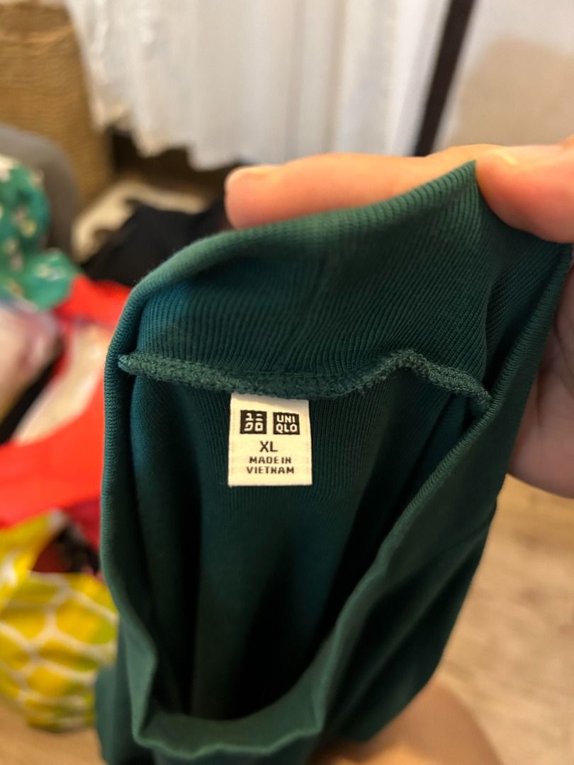 Uniqlo Dark Green Turtle Neck Blouse (Category: Shirts) located in Quezon City. Submitted by phoebebe211 (Listing ID 1323822728, Image 2). Description: Color: Dark Green XL PhP 299 MOP: GCash/BPI Location: East Pallocan, Batangas City BBuyer to shoulder shipping fee.