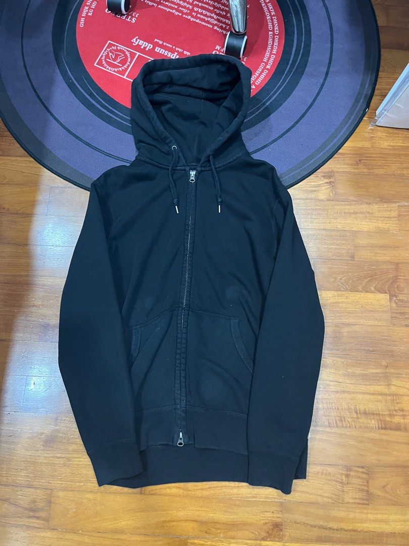 Uniqlo zip up hoodie on sale