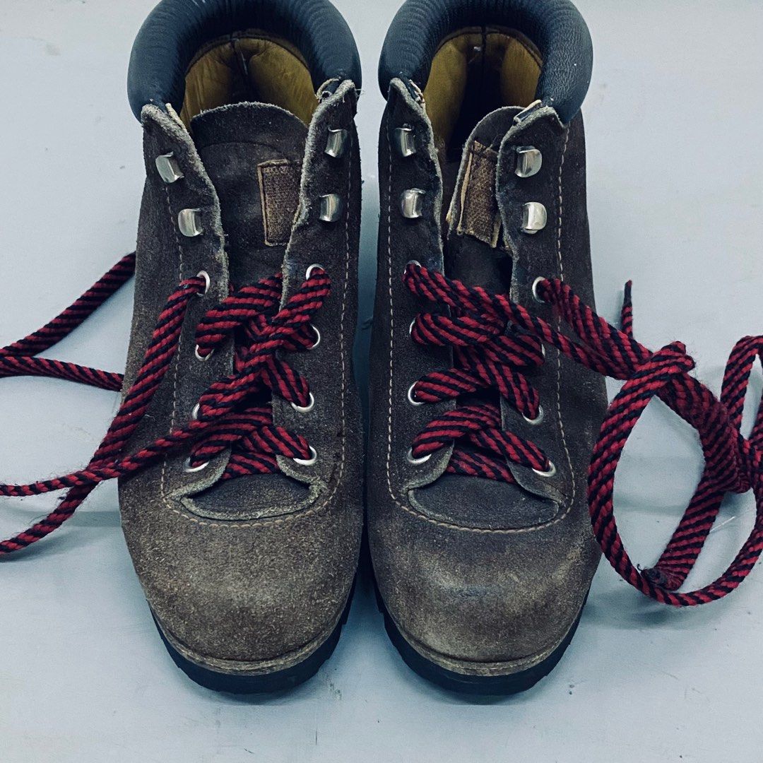 Vintage vasque boots top