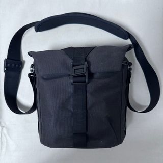 （分類：）位於 。 由 riffed 提交（商品編號 1323743491，圖片 1）。簡介： 。