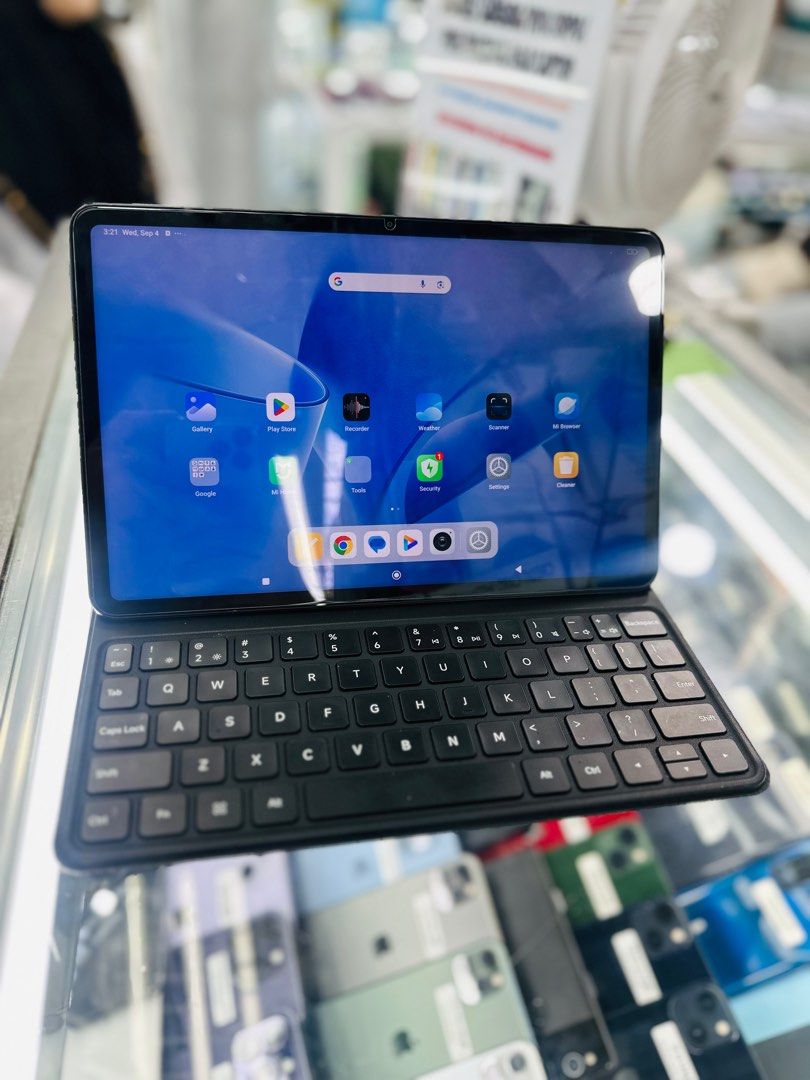Xiaomj pad 6 6/128 wifi with keyboard global (Category: Xiaomi) located in Pasig City. Submitted by najihahtelecomshop2018 (Listing ID 1323788928, Image 2). Description: OPEN FOR SWAP/SELLING: (INSTALLMENT THRU CREDITCARD/GGIVES/SPAYLATER) 🔸WE BUY AND SELL ANY KINDS OF GADGETS ( Pass sa Old Model ) 🔸 ‼️TAKENOTE: PASS SA MGA SCAMMERS | THIRD PARTY )‼️ Quick Specs: ⤵️ (ONHAND) Xiaomi Pad 6 128/6gb Wifi only NO HIDDEN ISSUES NO HISTORY OF REPAIR N