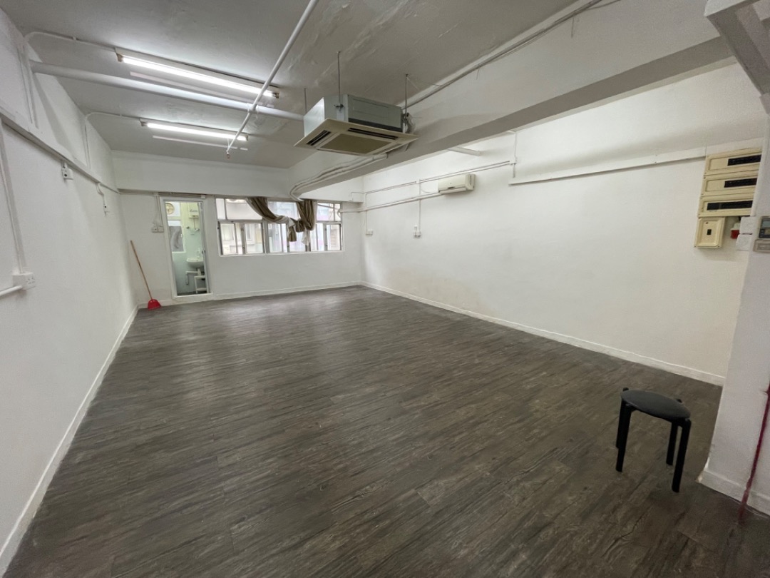 （分類：）位於 。 由 jasonng_office.leasing 提交（商品編號 1323897205，圖片 1）。簡介： 。