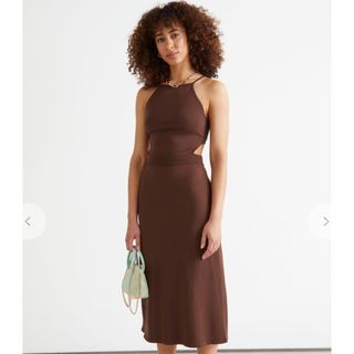 (Category: ) located in . Submitted by dresstte (Listing ID 1323896798, Image 1). Description: .