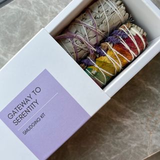 （分類：）位於 。 由 dipsythefourth 提交（商品編號 1323916307，圖片 1）。簡介： 。