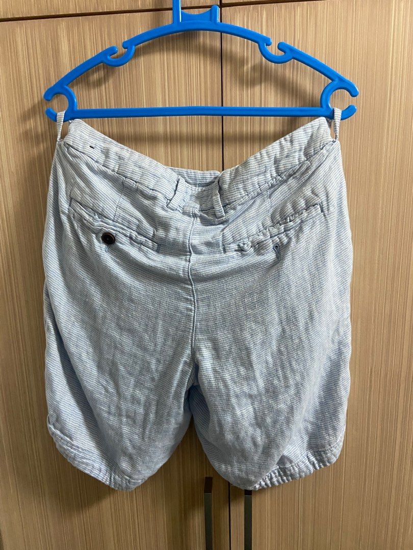 Abercrombie & Fitch Shorts (Category: Shorts) located in Manila. Submitted by c_archive (Listing ID 1323959932, Image 2). Description: size 26 nego!.