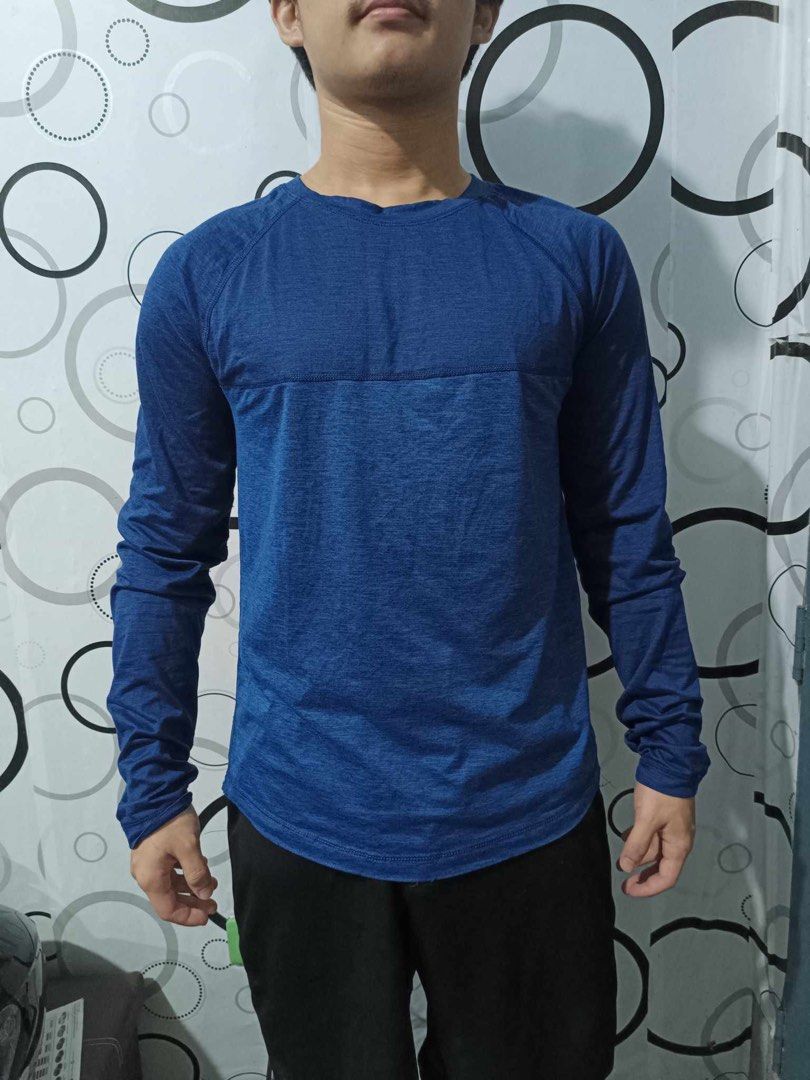 American Eagle Outfitters Men s Dri fit Men s Fashion Activewear on Carousell