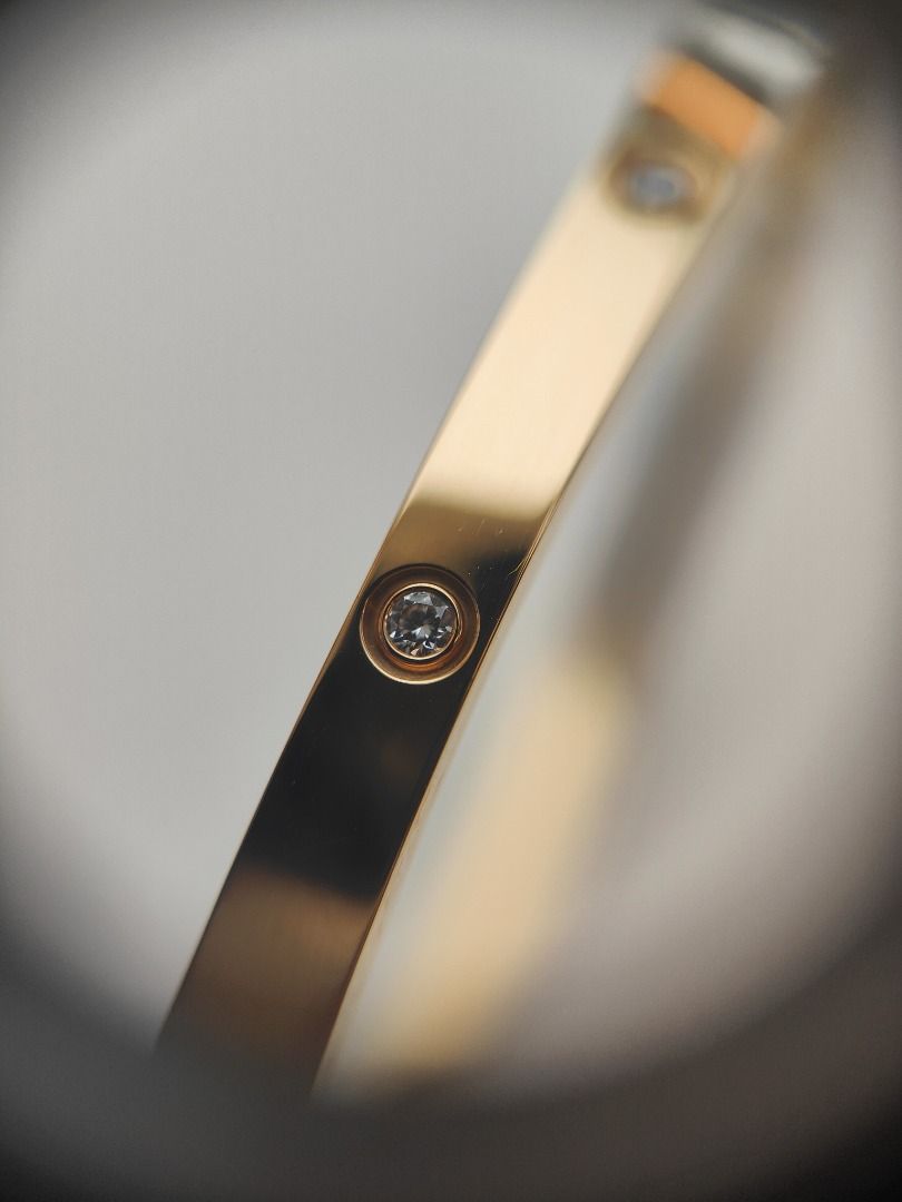 Cartier Love Bracelet 10P Diamond 18K Rose Gold Small Size 17, Luxury
