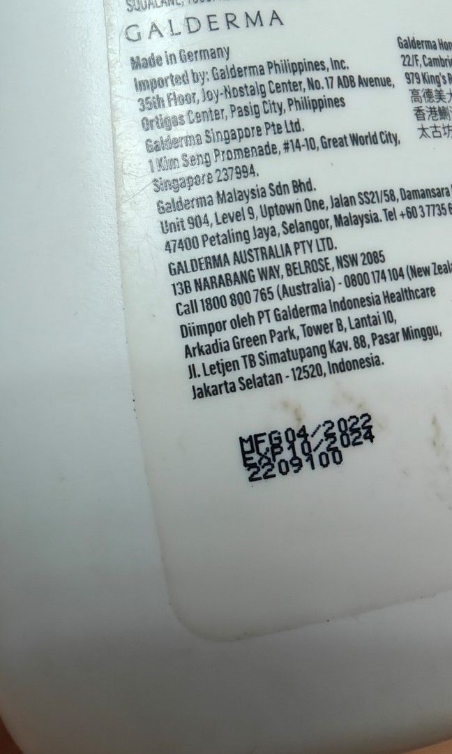 Cetaphil Baby Lotion with CALENDULA (Category: Other Baby Bathing & Changing Needs) located in Makati City. Submitted by declutterbrandnew (Listing ID 1323919844, Image 3). Description: near expiry date October 2024 thus the low price. 400mL got this as PR gift last year. still got more Cetaphil Products.