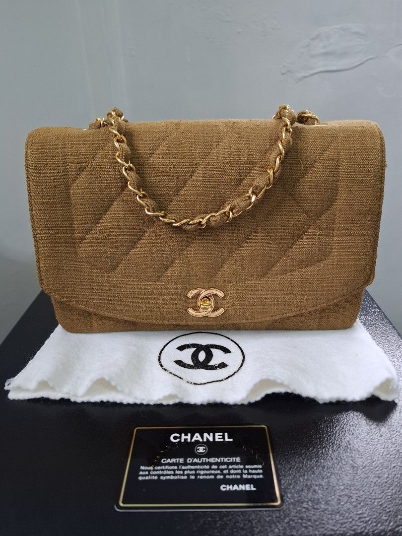 Chanel Flap Diana (Category: Luxury Bags & Wallets) located in Paranaque City. Submitted by bic_350 (Listing ID 1202839289, Image 1). Description: Vintage Chanel Diana Canvas 24k gold hardware medium size burnt caramel color caramel lambskin interior hologram very intact very clean inside out,sobrang gold na gold ang hardware, no retouch of hardware, no smell, no sticky pockets very beautiful vintage piece series 2 [1991] very very nice in actual