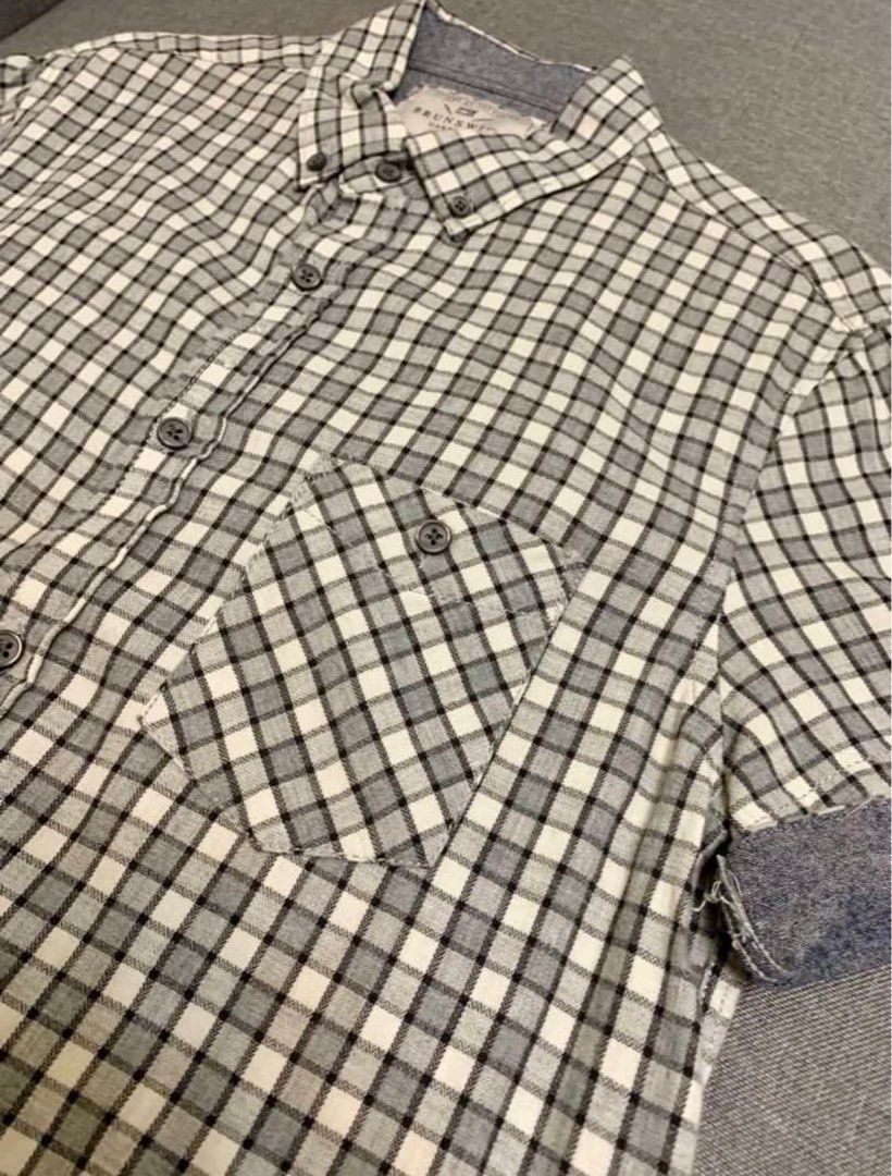 Cotton On Button Down Shirt (Category: Tshirts & Polo Shirts ) located in Navotas City. Submitted by rmzrt (Listing ID 1323928759, Image 1). Description: .