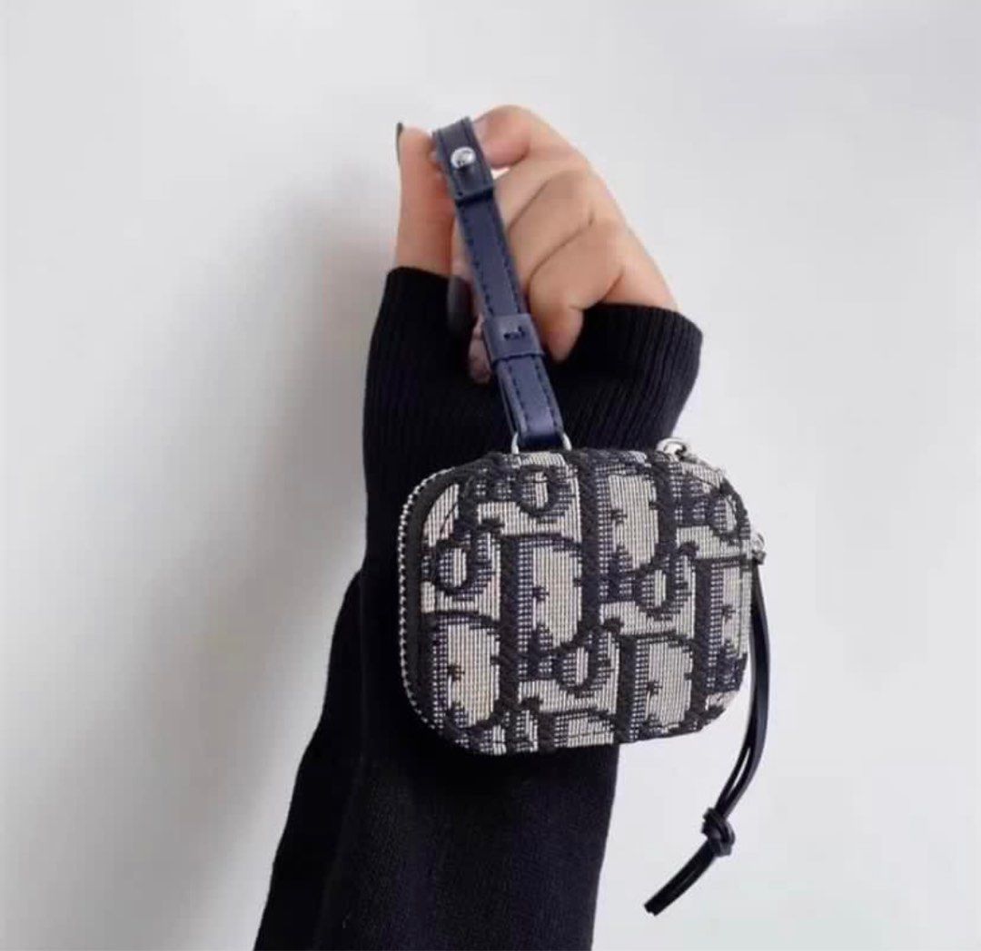 case airpod dior