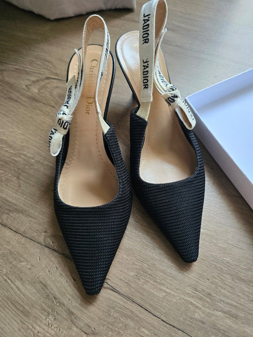 Dior kitten heels top