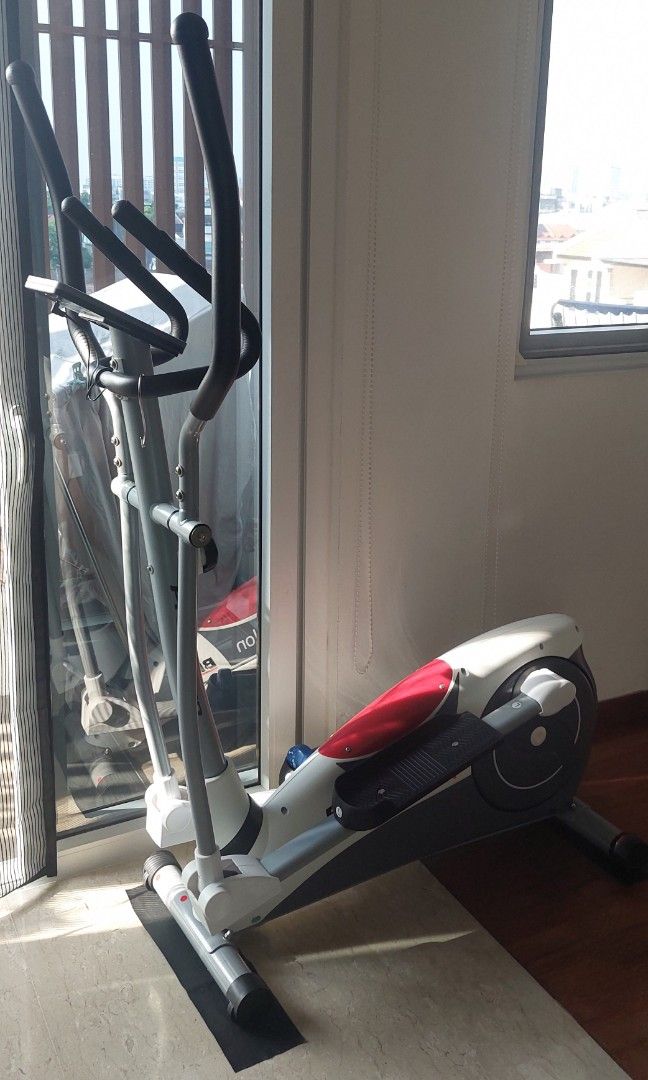Elliptical Athlon cross trainer BH