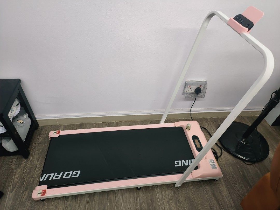 Store away Treadmill not 1 2 foldable type