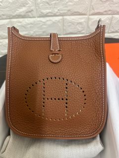 （分類：）位於 。 由 applebabe_6688 提交（商品編號 1323934816，圖片 1）。簡介： 。