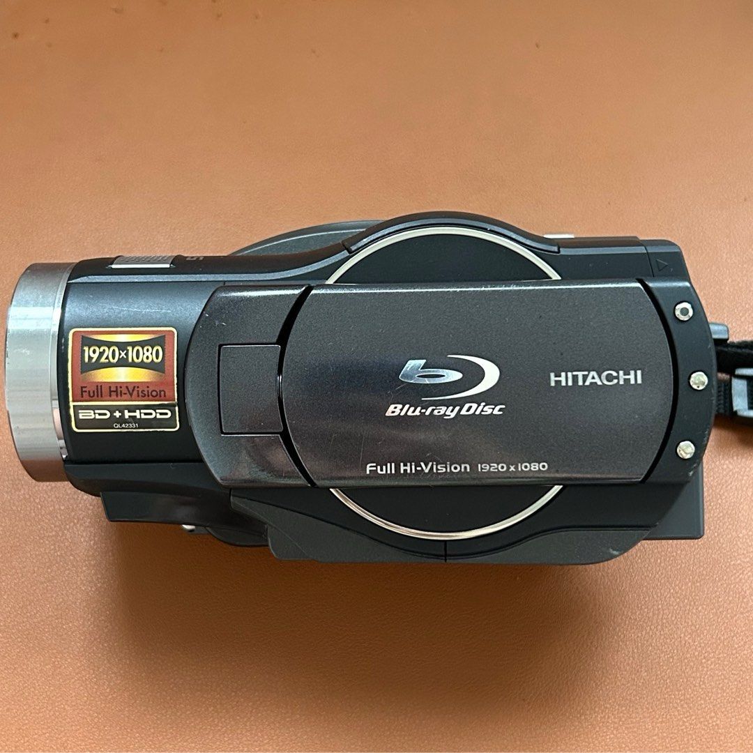 Hitachi full hi vision video camera dvd blu-ray disc hdd (Category: Video Cameras) located in Manila. Submitted by pl4y_it_4g4in (Listing ID 1323974140, Image 1). Description: Used No issue with battery and charger Blu ray disc not tested Dvd not tested 60gb built in internal memory Photo SD card .