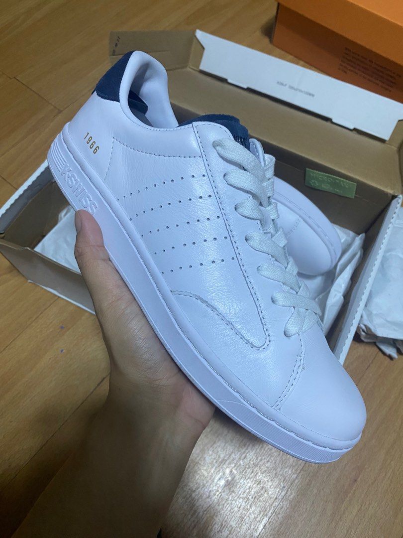 Kswiss Lozan Klub LTH (Category: Sneakers) located in Las Pinas. Submitted by carllaker (Listing ID 1323983141, Image 1). Description: Kswiss Lozan Klub Lth Size 9 TTS Complete Looks better in person. Stans smith Reebok club c 85 vintage White shoes Rfs: Declutter .