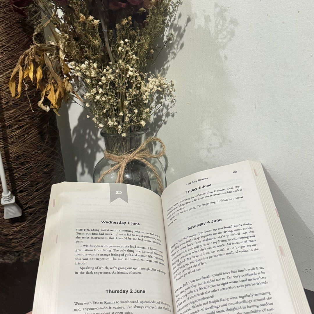 Last Tang Standing - Lauren Ho (Paperback) (Category: Storybooks) located in Bulacan. Submitted by tkcloudz (Listing ID 1323917778, Image 3). Description: Originally bought for around PHP 600. Condition is very good except for some scratches on the back (indicated in the pic).