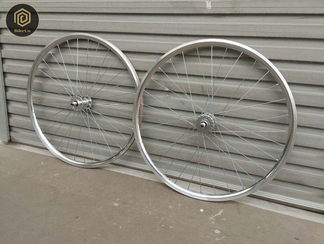 Chrome 700c wheelset on sale