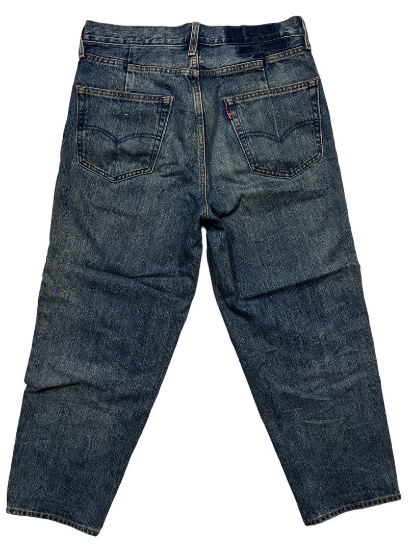Levi's altered bow crop clearance