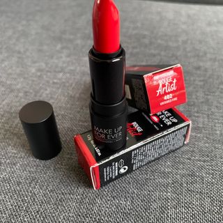 (Category: ) located in . Submitted by beautyloversg (Listing ID 1323916232, Image 1). Description: .