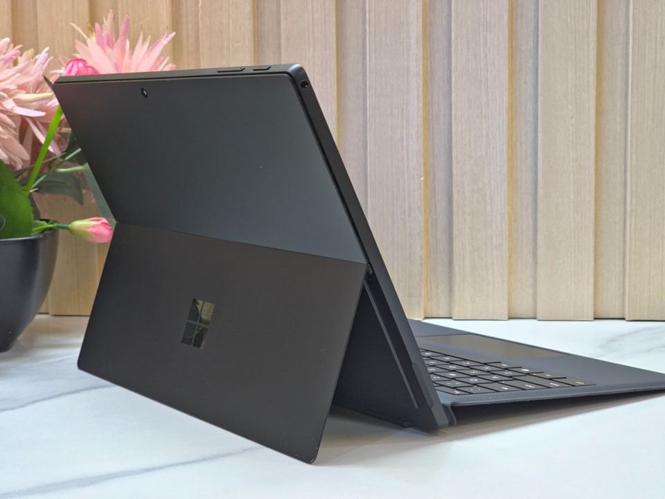 Microsoft Surface Pro 7 Laptop 2 in 1 Touchscreen Core i7 10th Gen 16GB ...