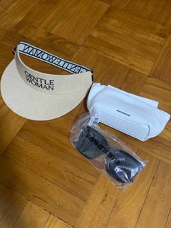 (Category: ) located in . Submitted by shop_pingcloset (Listing ID 1323975888, Image 1). Description: .