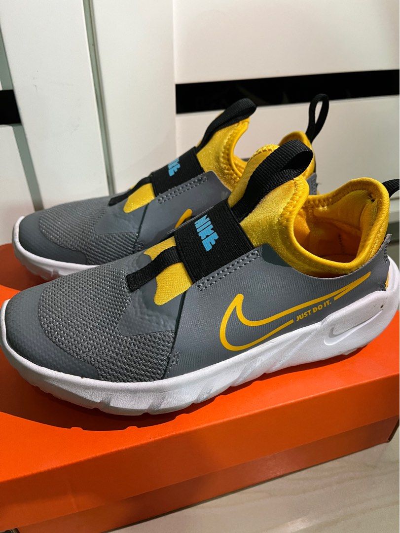 Nike flex runner sport youth outlet