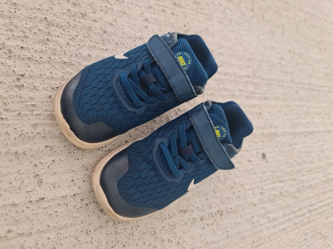 nike free rn 2018 baby