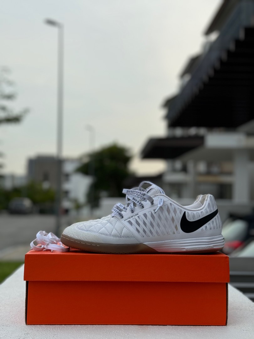 Nike Lunar Gato II White 8.5UK Sports Equipment Other Sports Equipment and Supplies on Carousell