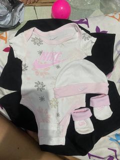 (Category: ) located in . Submitted by ligayaxx (Listing ID 1323910555, Image 1). Description: .