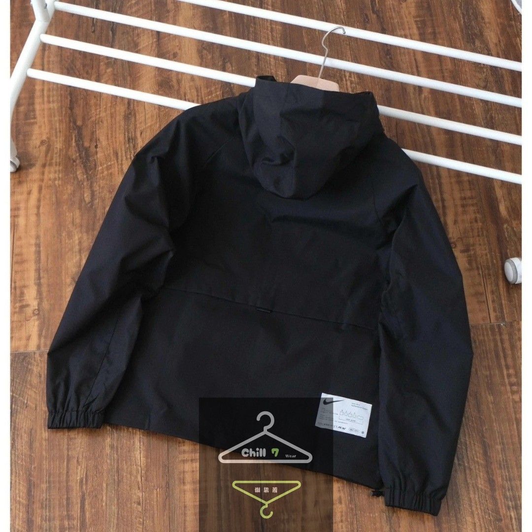 Thin sports jacket shop