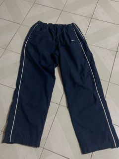 (Category: ) located in . Submitted by ryota.da (Listing ID 1323892633, Image 1). Description: .