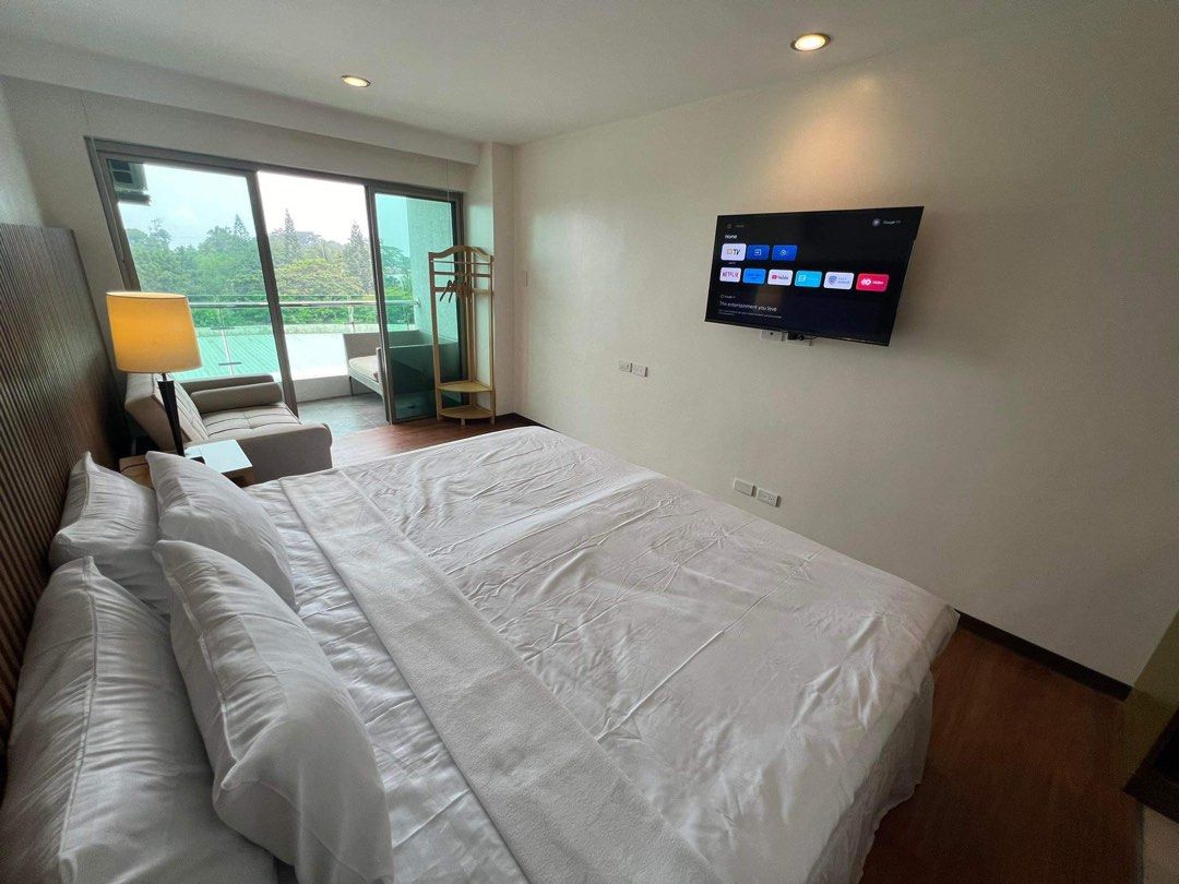 One Tagaytay Place Newly renovated Studio Unit (Category: Apartments & Condos) located in Paranaque City. Submitted by bloo_berry (Listing ID 1323980317, Image 3). Description: Newly renovated Studio Unit in One Tagaytay Place Good for Airbnb Staycation Rentals or you can have the hotel rent it out for you • 25.50 sqm w/ balcony •1 Toilet & Bath w/ water heater, newly installed glass partition and hair dryer • Furnished with the ff: - 1 super kin