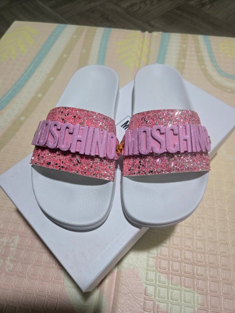 Pink moschino sliders clearance