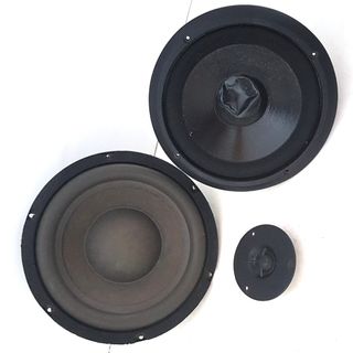 (Category: ) located in . Submitted by discountshop (Listing ID 1324001261, Image 1). Description: .