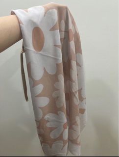 (Category: ) located in . Submitted by callmelila (Listing ID 1323985287, Image 1). Description: .