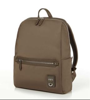 (Category: ) located in . Submitted by thriftmai (Listing ID 1323902379, Image 1). Description: .