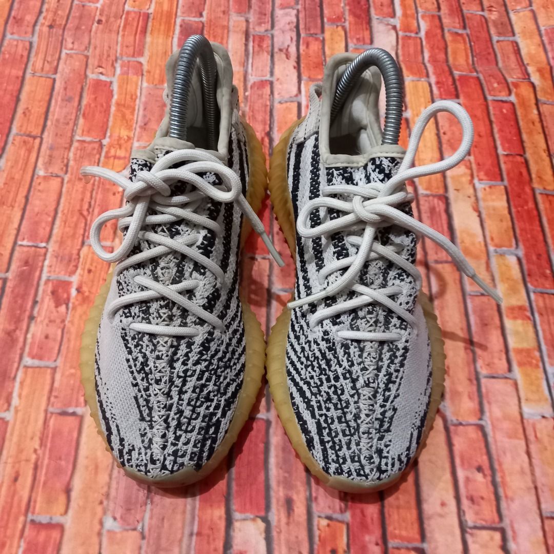 Harga sepatu adidas yeezy boost 350 v2 zebra shop