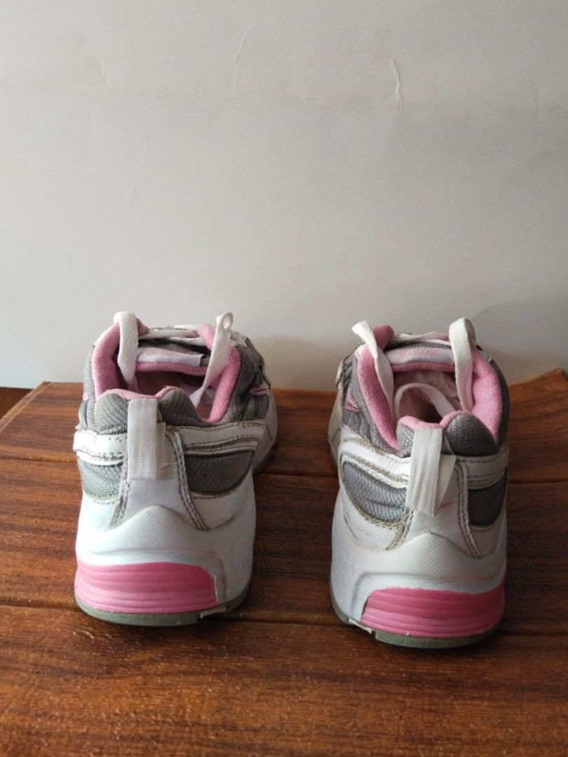 Sepatu Anak Second Original Nike T Run Size 33/20,5cm, Fesyen