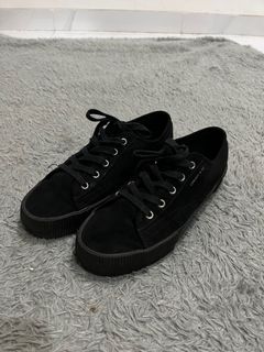 (Kategori: ) berada di . Dikirim oleh preloved.kimo (ID iklan 1323941047, Gambar 1). Deskripsi: .