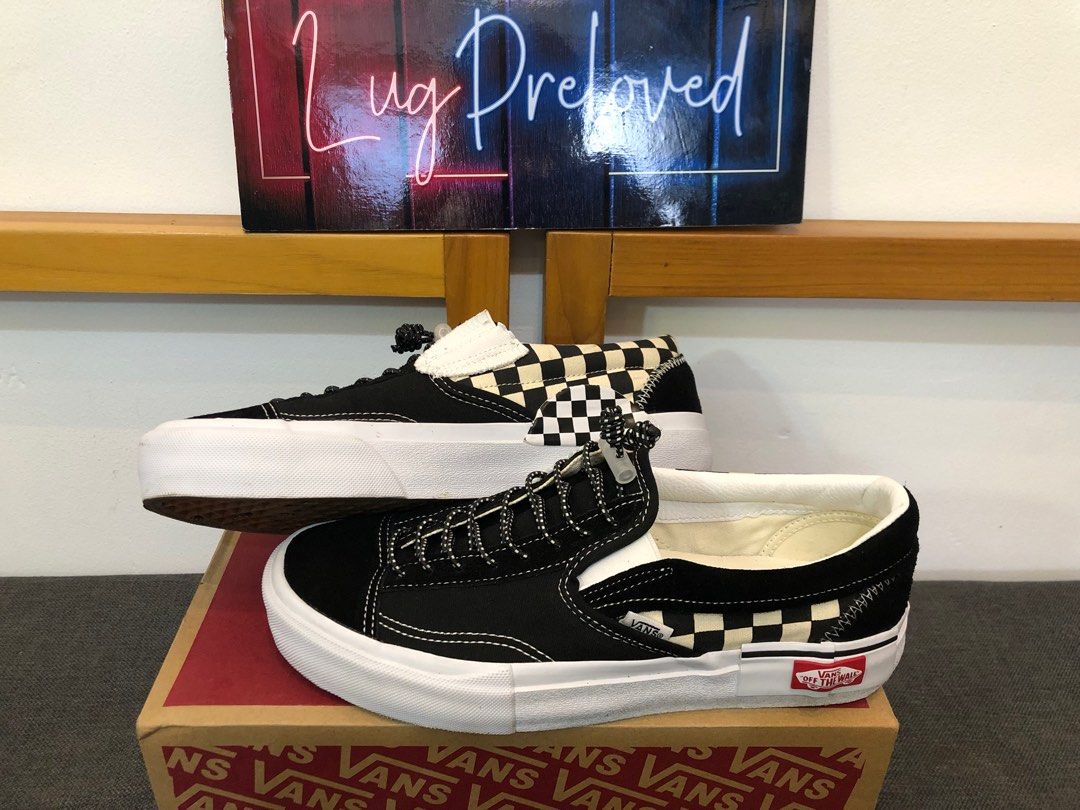 Sepatu Vans Slip On Cap Checkerboard Fesyen Pria Sepatu Sneakers di Carousell