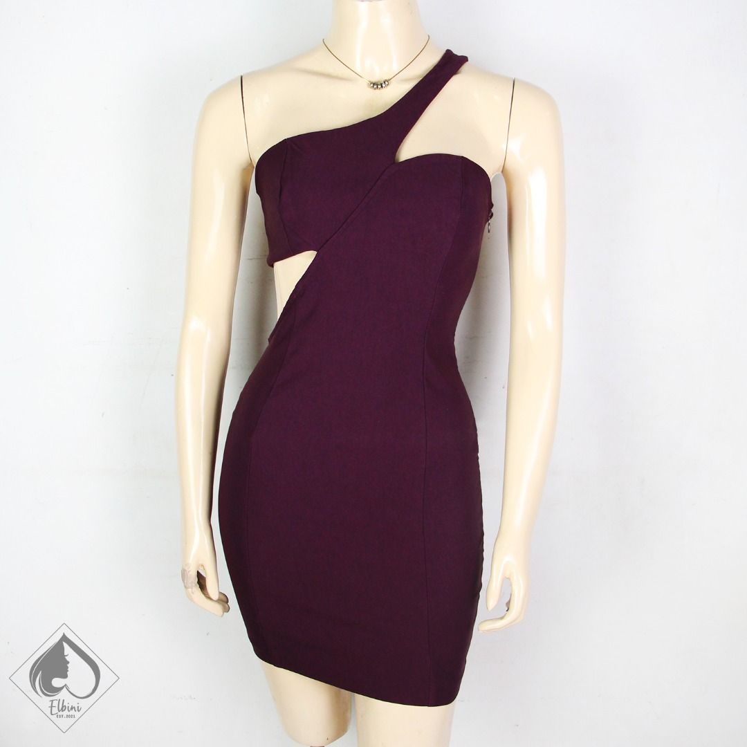 Sexy cut-out dress (Category: Dresses) located in Los Banos. Submitted by binijini (Listing ID 1323842559, Image 1). Description: Cutesy, sexy cut-out wine dress Body-fit and super sexy ng cuts, ganda pang-OOTD! Stretchy fabric Actual size when laid-flat: XS-Small | B-28-30" W-26" L-29".
