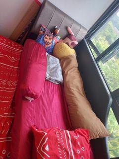 (Category: ) located in . Submitted by brindha81 (Listing ID 1323862577, Image 1). Description: .