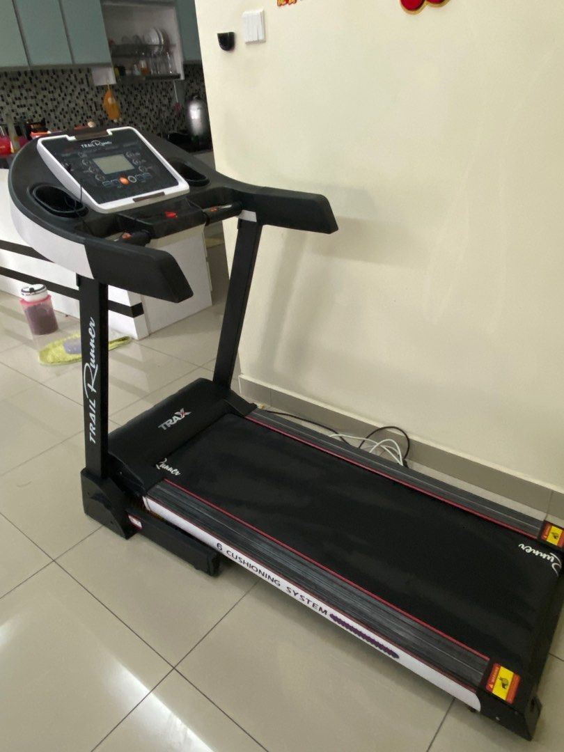 Trax Trail Runner treadmill machine