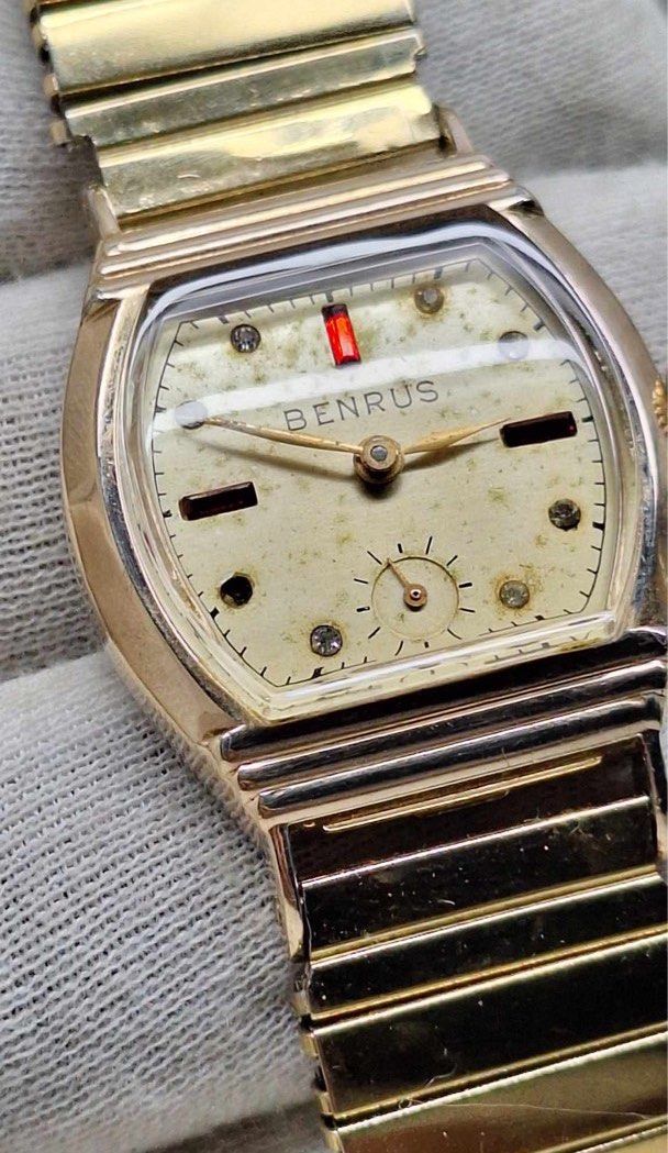 Vintage benrus watch models store