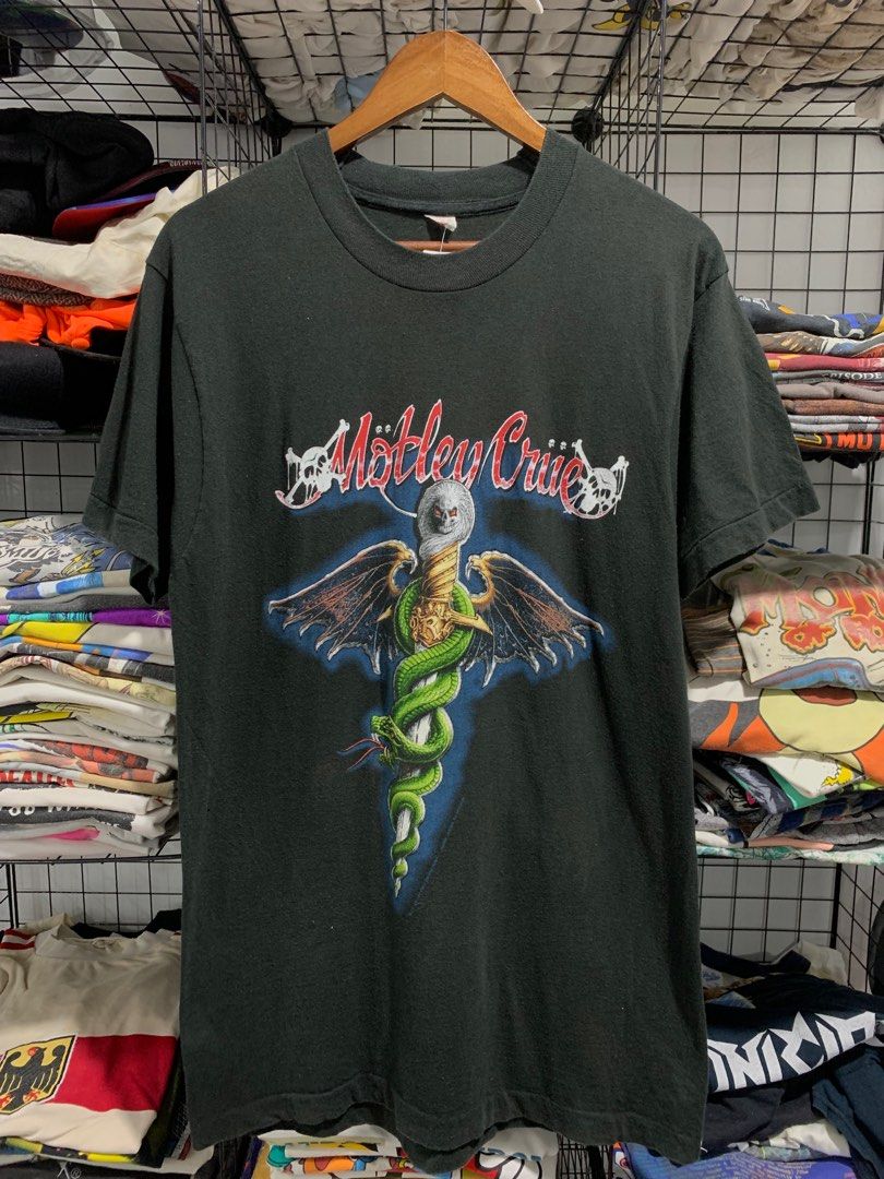 Motley crue vintage shirt deals
