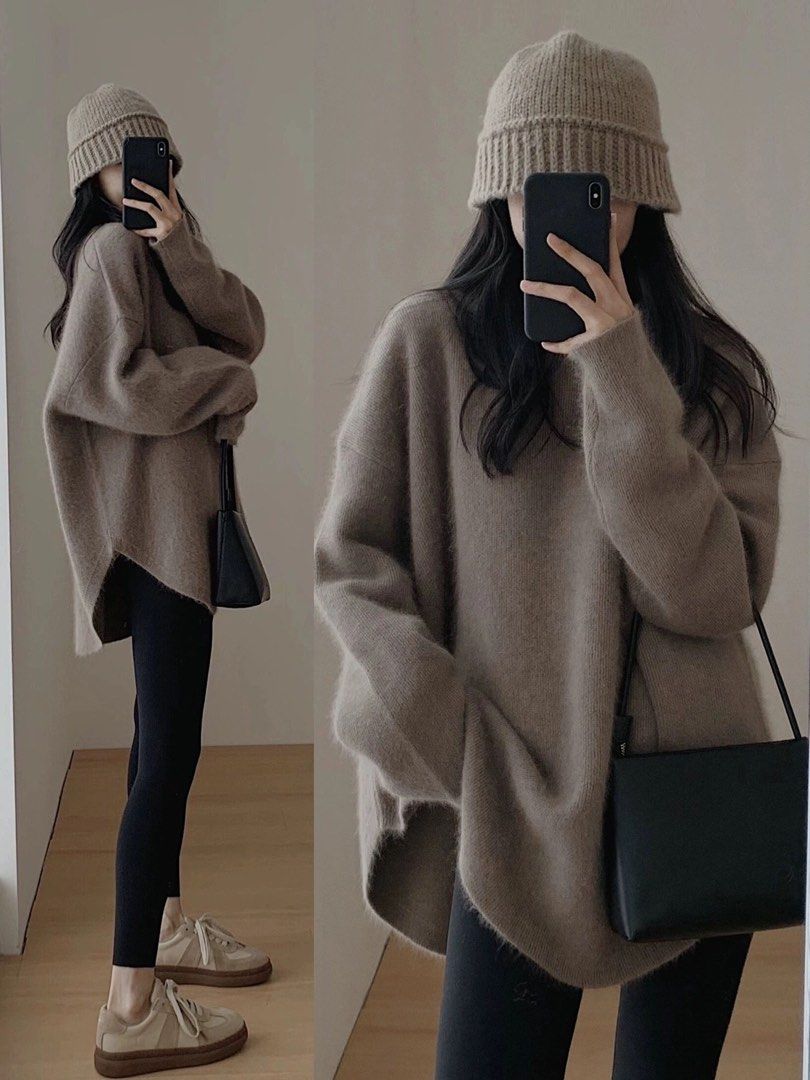 Winter Pullover (Category: Coats, Jackets and Outerwear) located in Singapore. Submitted by herfavourite (Listing ID 1323864246, Image 1). Description: Thick oversized pullover, keep warm for winter season >10°c Coffee color, used only once for an hour .